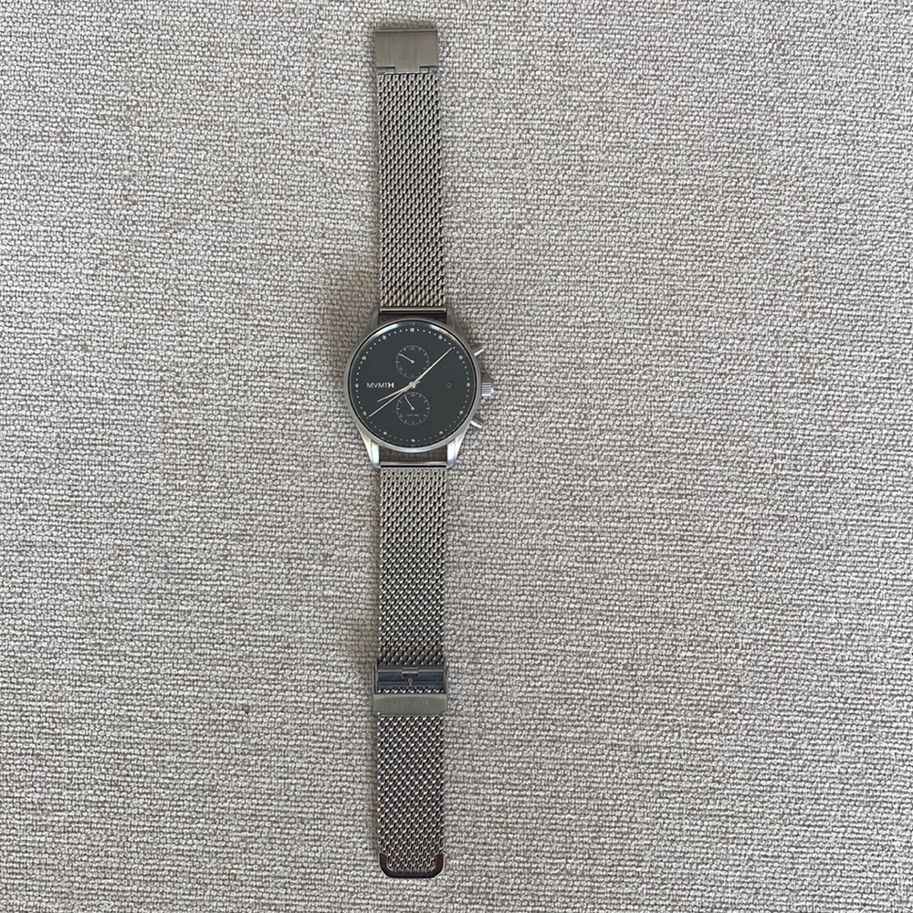Never worn, men’s MVMT silver watch